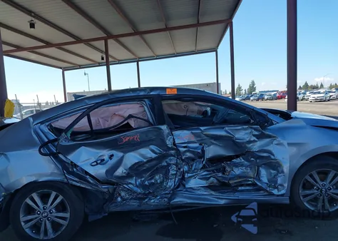 2017 Hyundai Elantra Se из США, поврежденный, VIN 5NPD84LF3HH040881